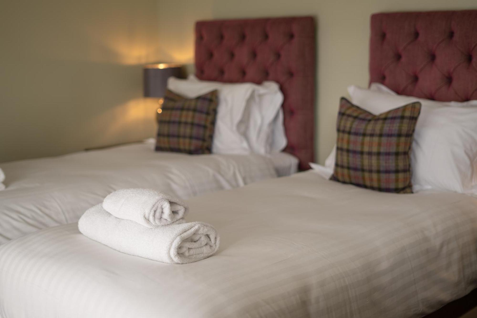 Hotel The Thomas Lord West Meon Exterior foto